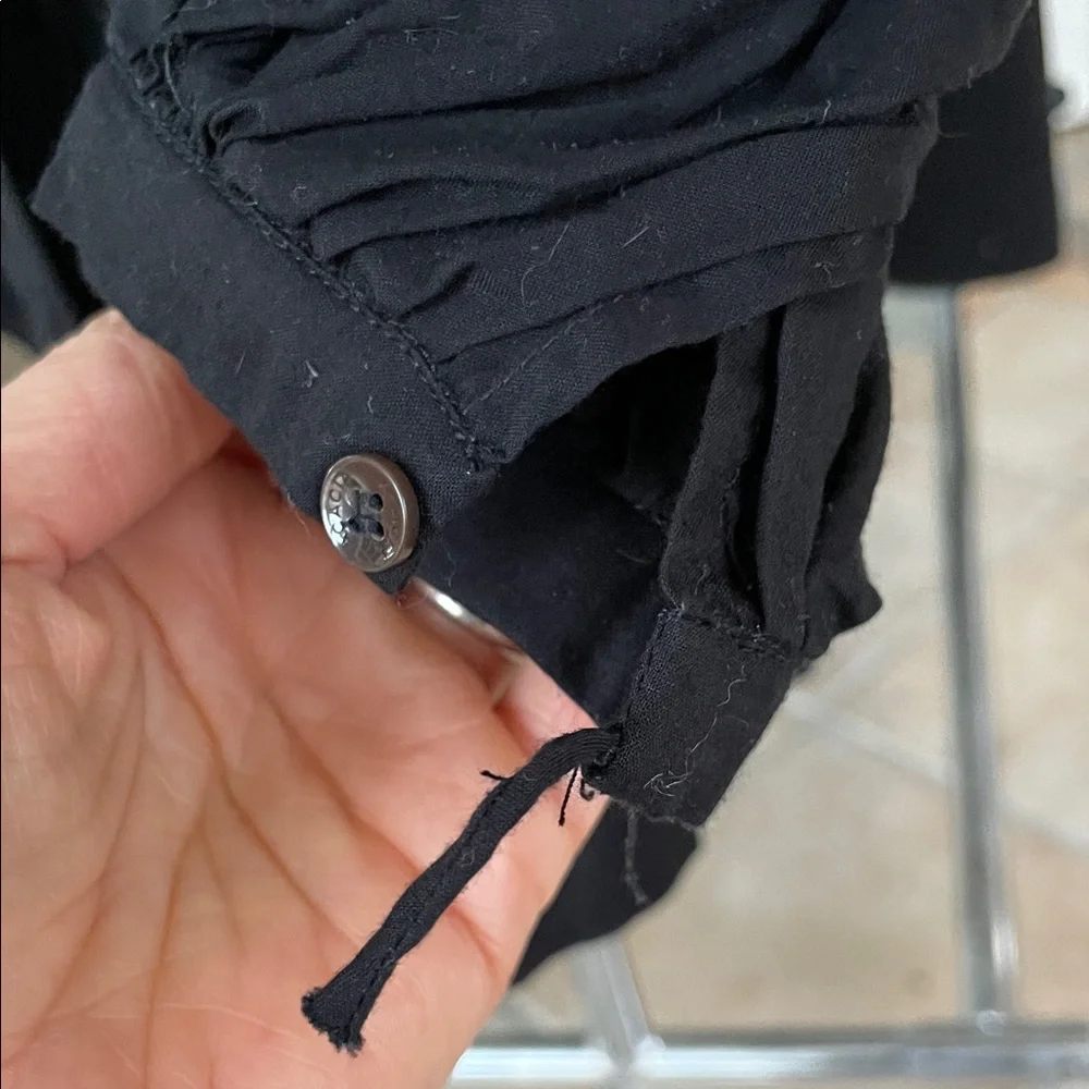 Acacia Elegant Black Blouse - Picture 6 of 6